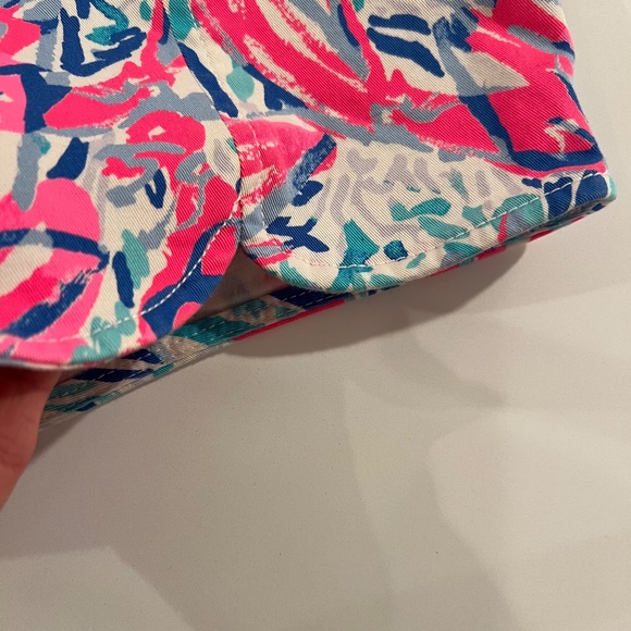 Lilly Pulitzer Ladies Hazelle Stretch Shorts Cosmic Coral Cracked UP - Picture 4 of 6